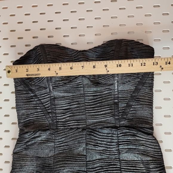 HAILEY LOGAN Strapless Mini Dress Corset Black Textured Metallic Striped‎ Lined - Picture 13 of 15